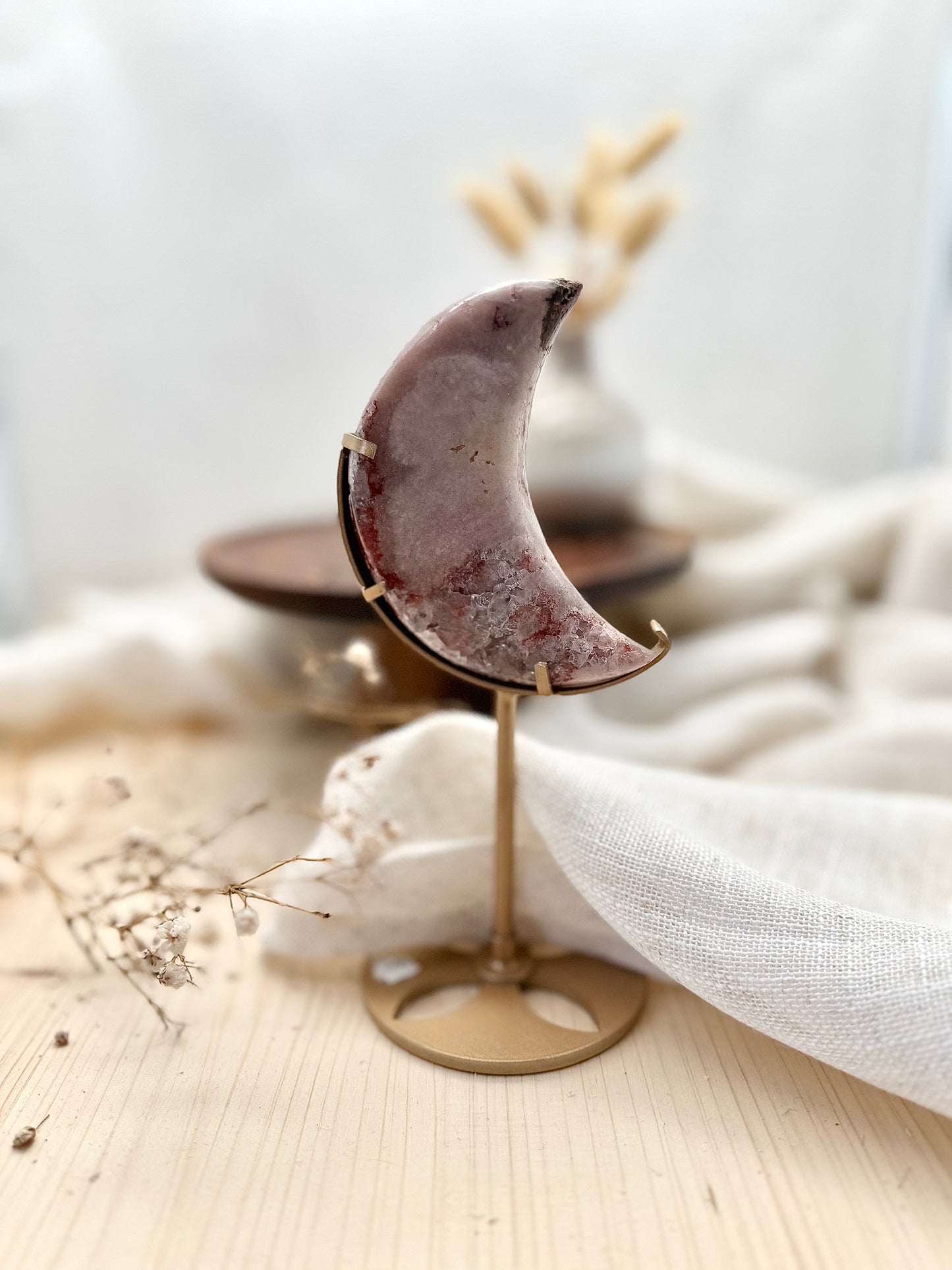 Pinker Amethyst Mond mit Standfuß