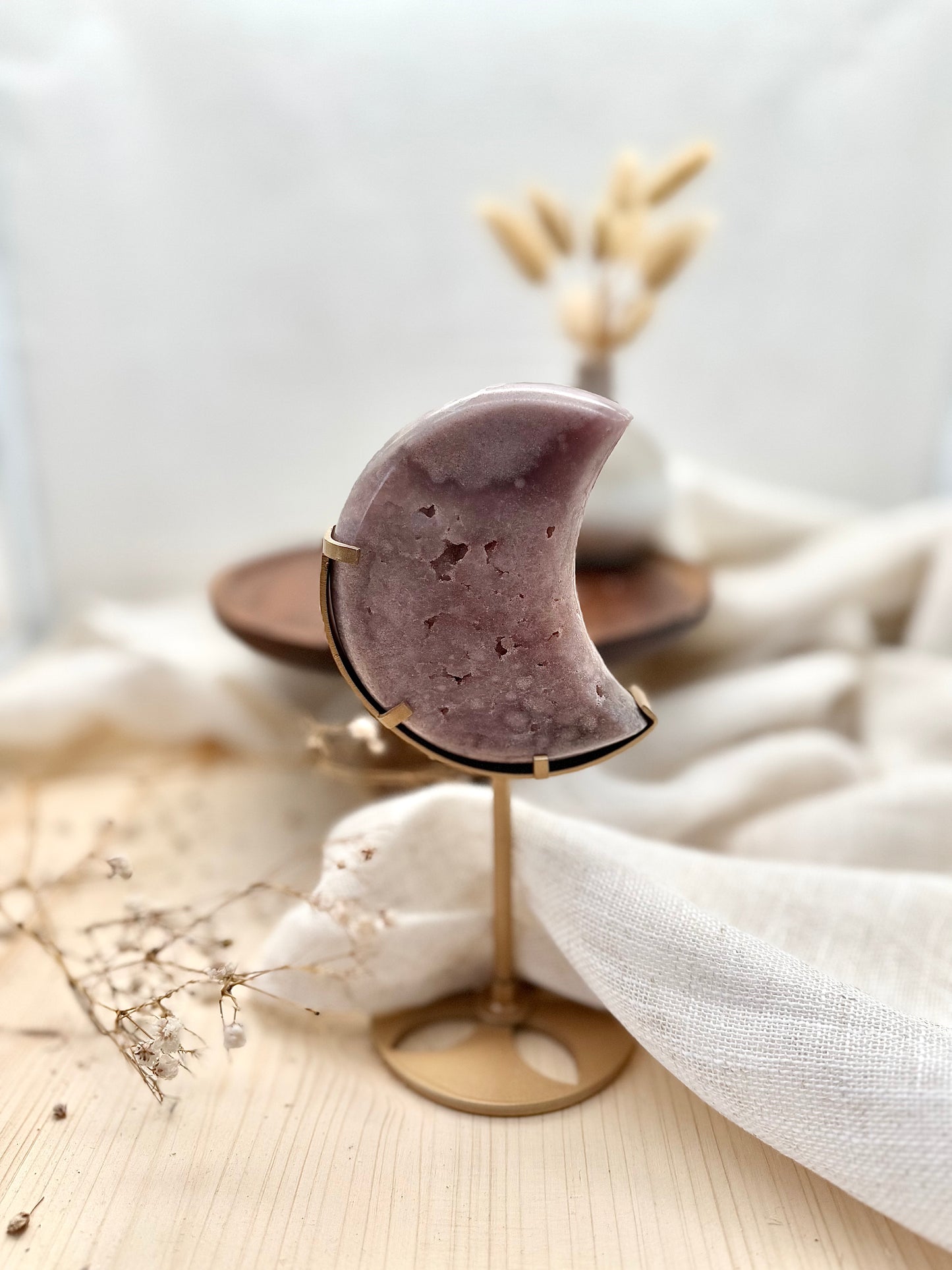 Pinker Amethyst Mond mit Standfuß