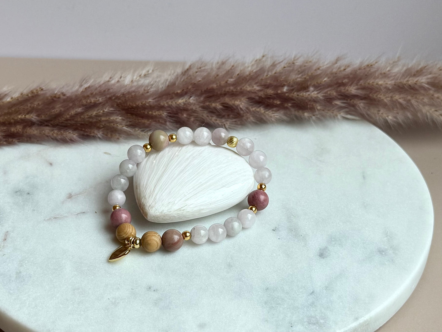 Pure Weiblichkeit-Armband