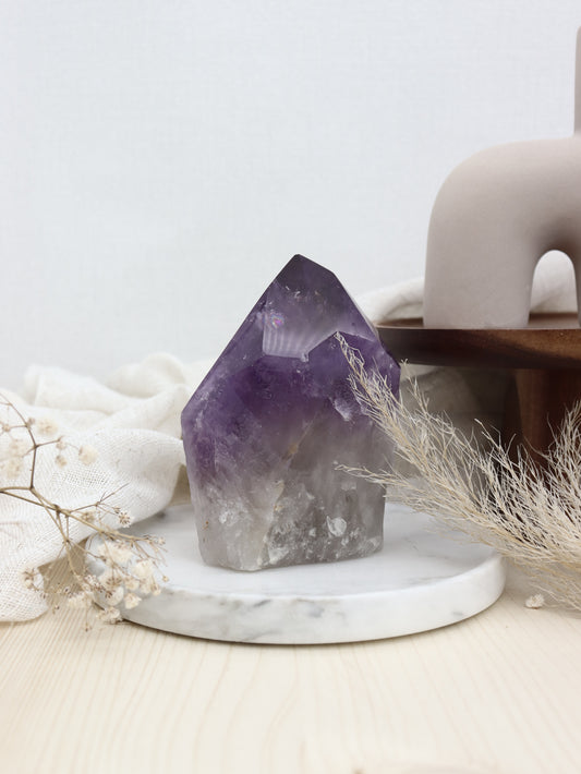 Amethyst Spitze Anpoliert Einzelstück #255a