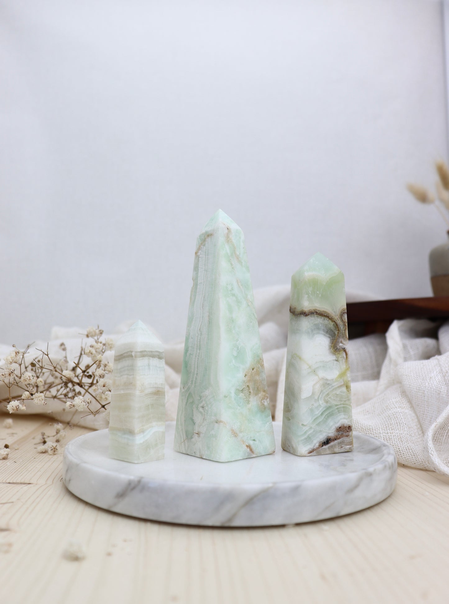 Karibischer Calcit Obelisk
