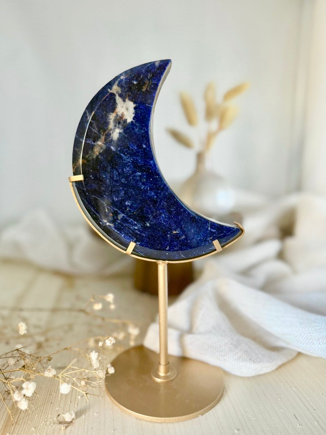 Sodalith Mond mit Standfuß